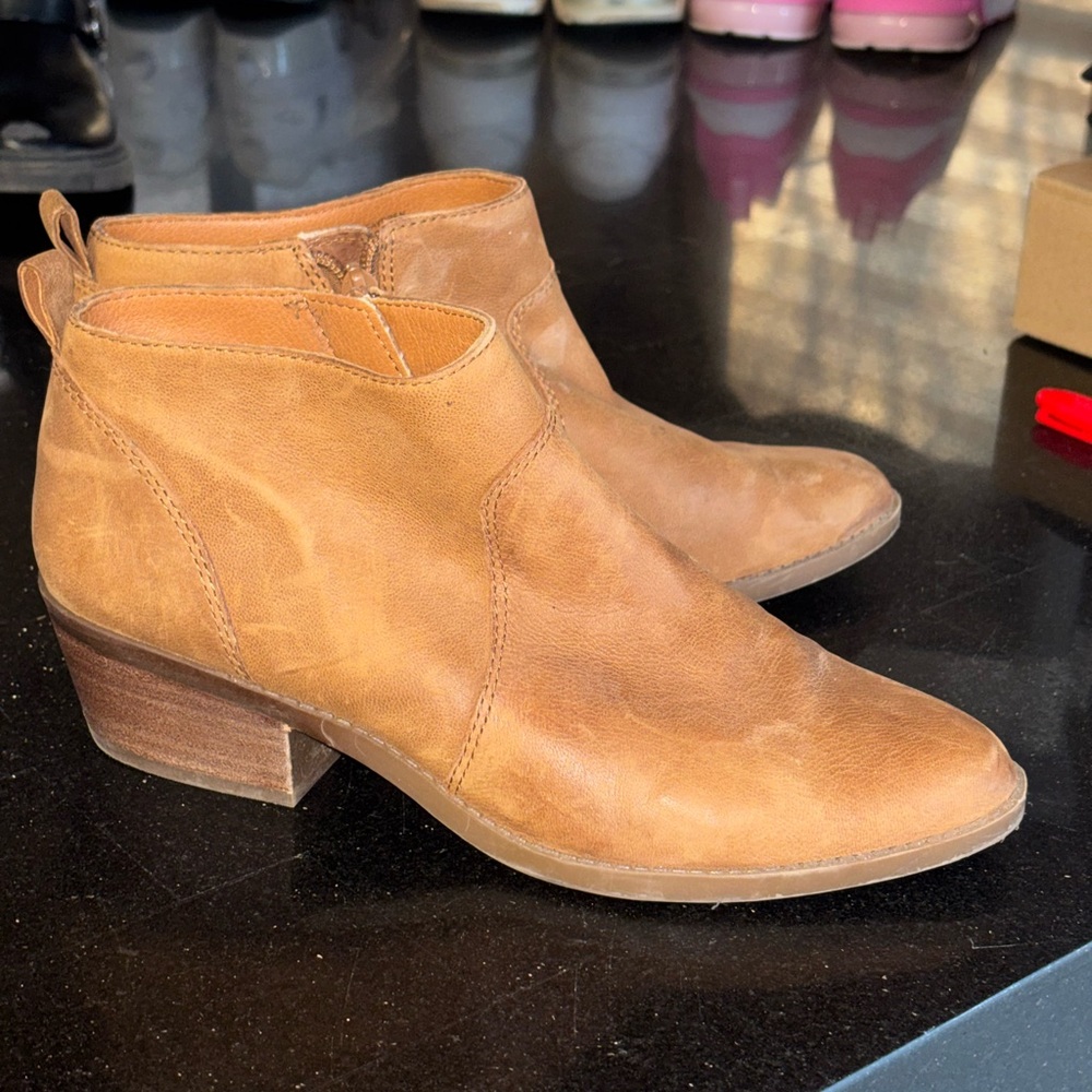 Lucky Brand Booties - Picture 4 of 10